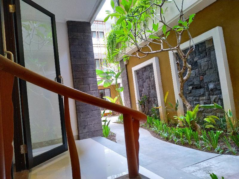 Swiss-Belinn Seminyak Экстерьер фото